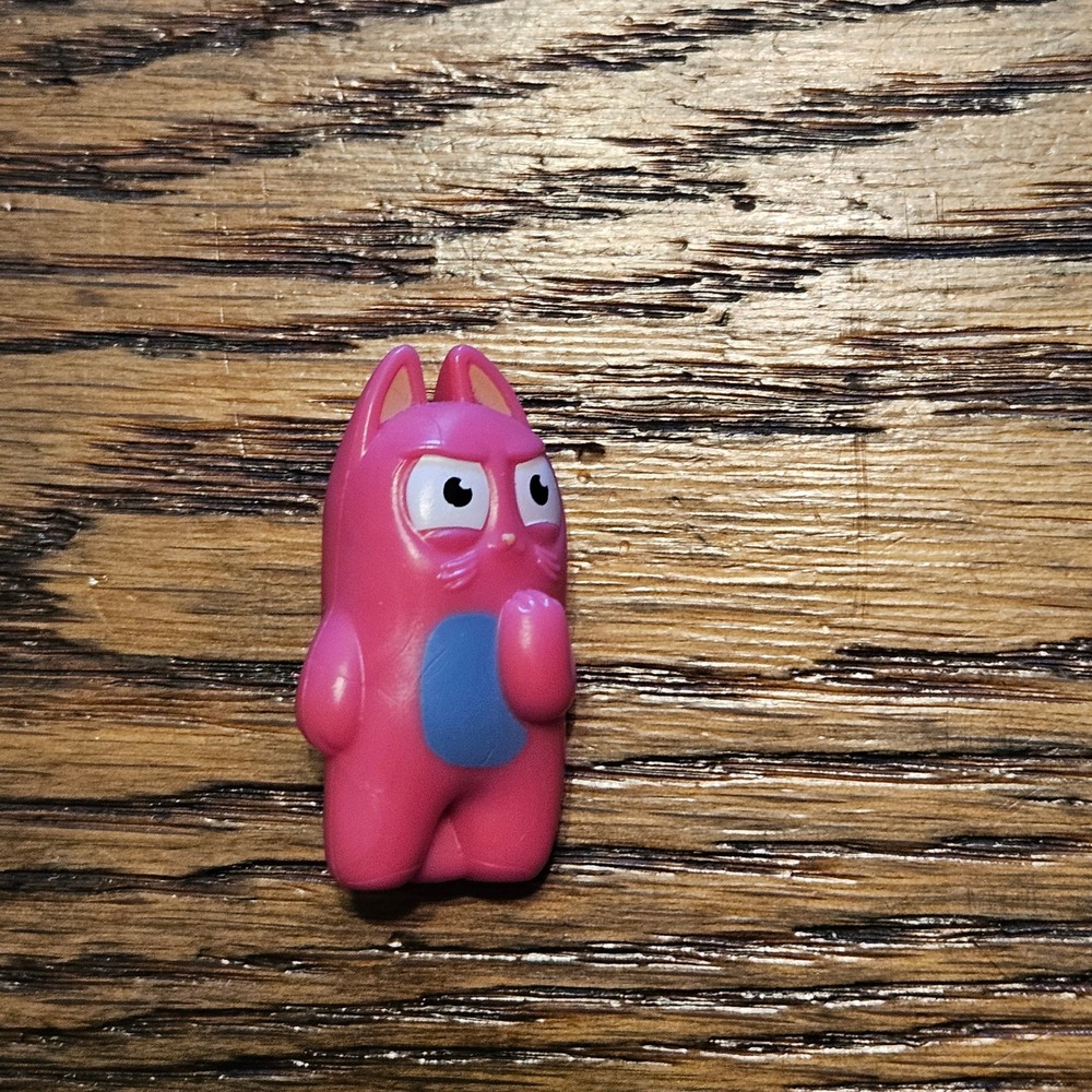 Hasbro Lost Kitties Pink Cat Figure‎ Grumpy Blue Belly E4459 82111 Miniature Toy